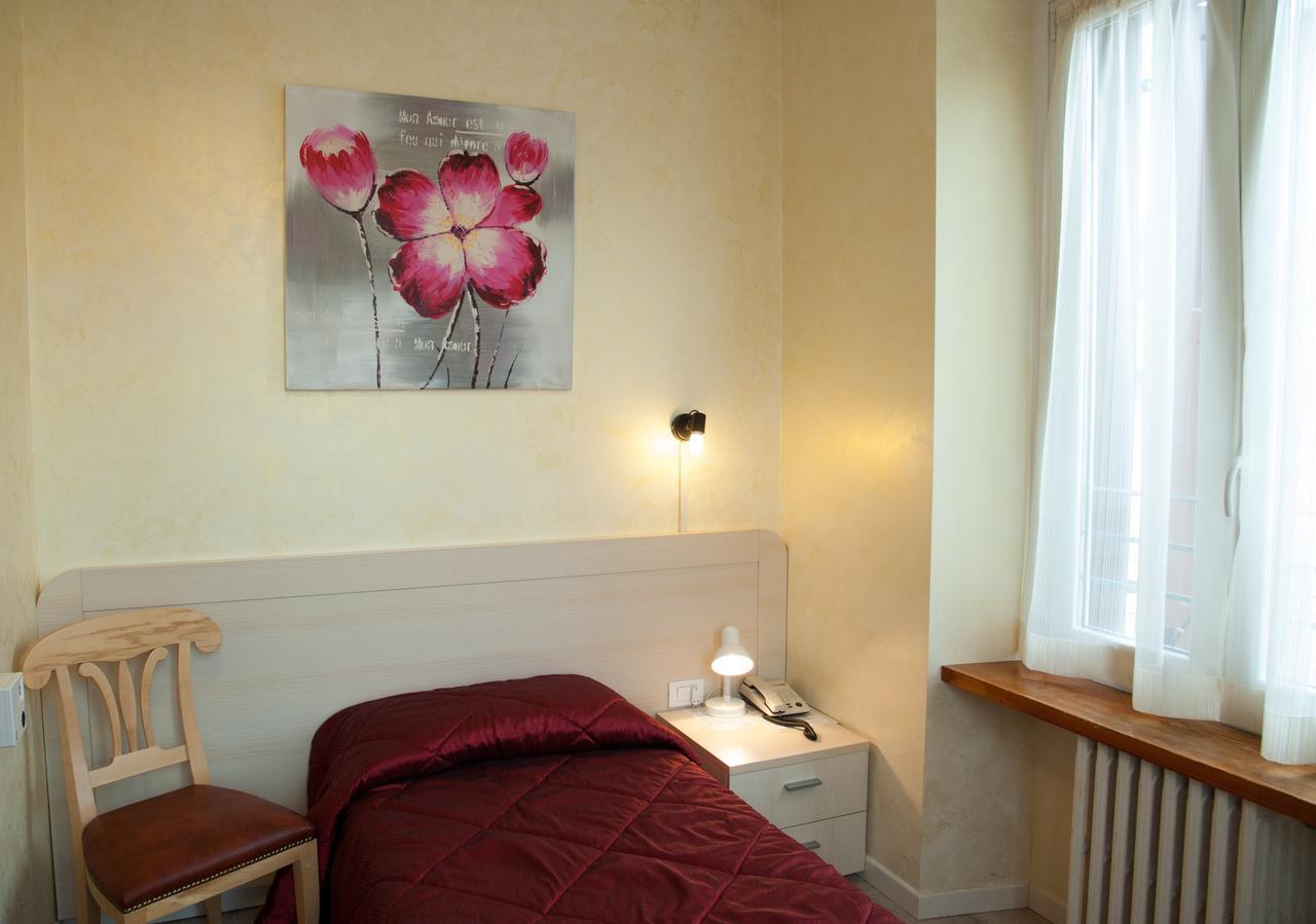 Antico Albergo Неґрар Екстер'єр фото