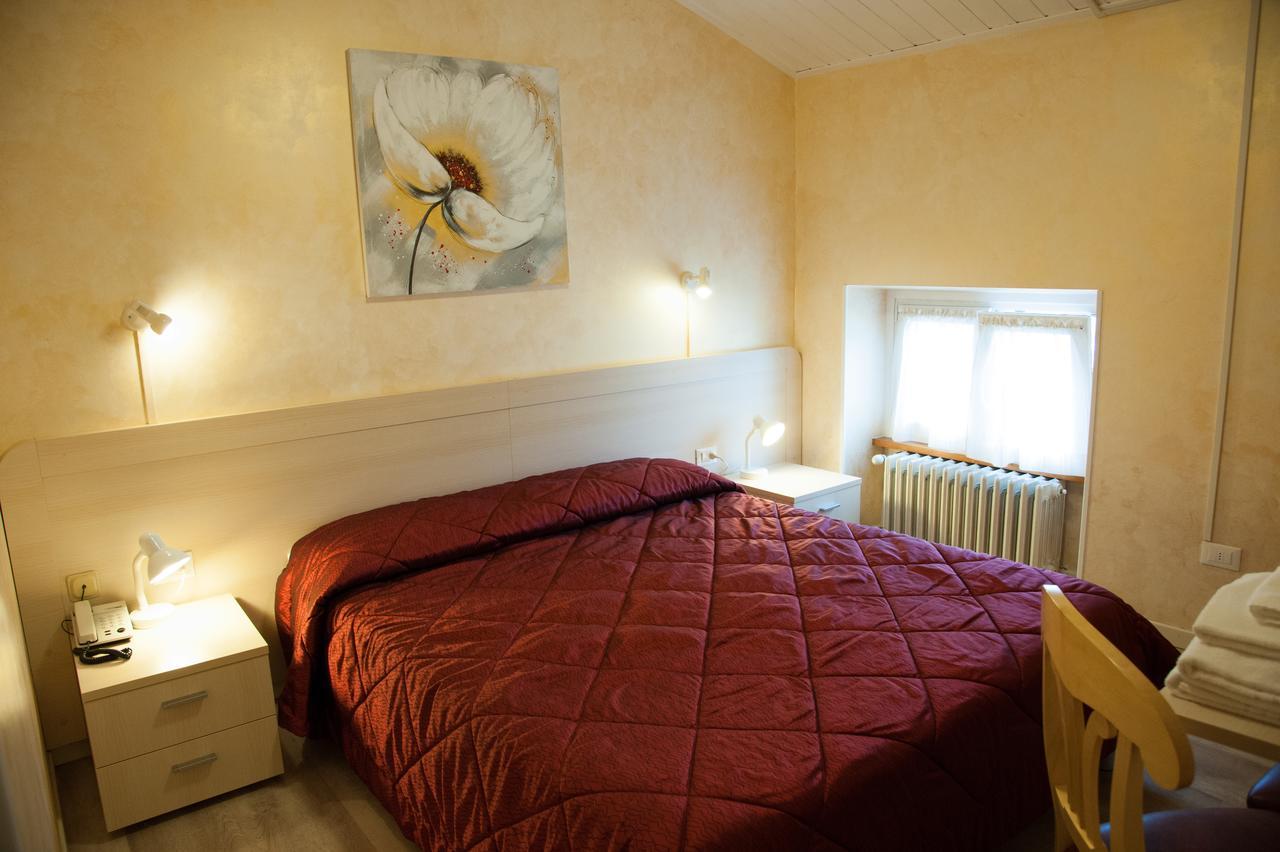 Antico Albergo Неґрар Екстер'єр фото